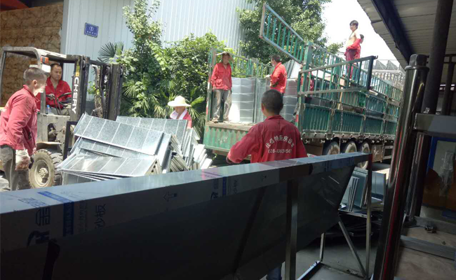 好色APP在线观看好色先生APP下载设备公司送货图