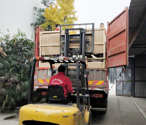 成都好色先生APP下载设备厂样品装车图