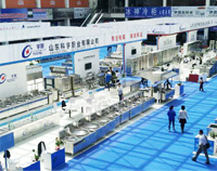 中国厨都酒店不锈钢设备展会盛大开幕，上千酒店好色先生APP下载设备厂家云集，现场惊现机器人厨师